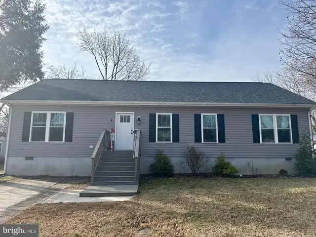 4 Senator Ave, Dover