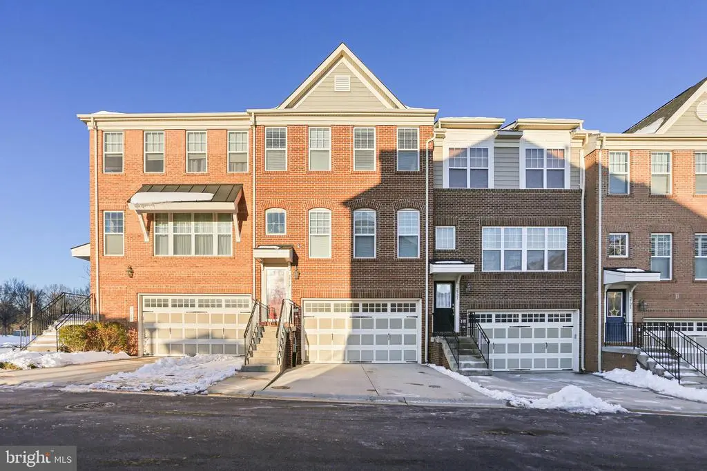 2719 Amber Crest Rd, Hanover