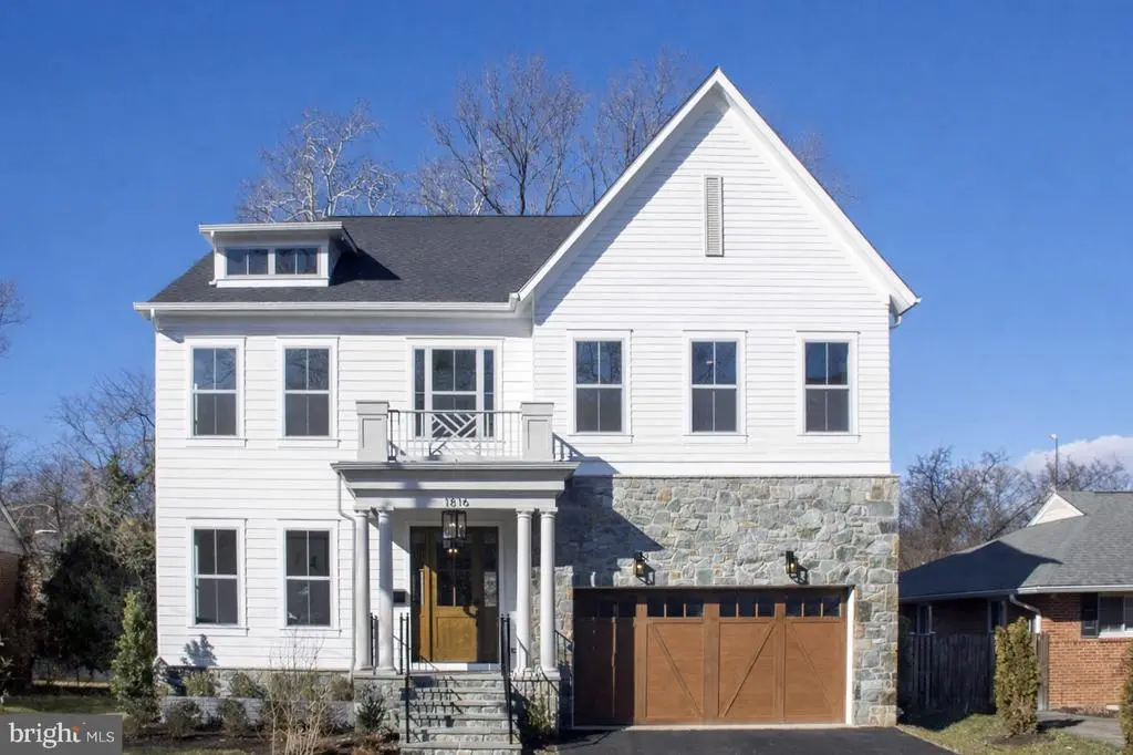 1816 N Jackson St, ARLINGTON