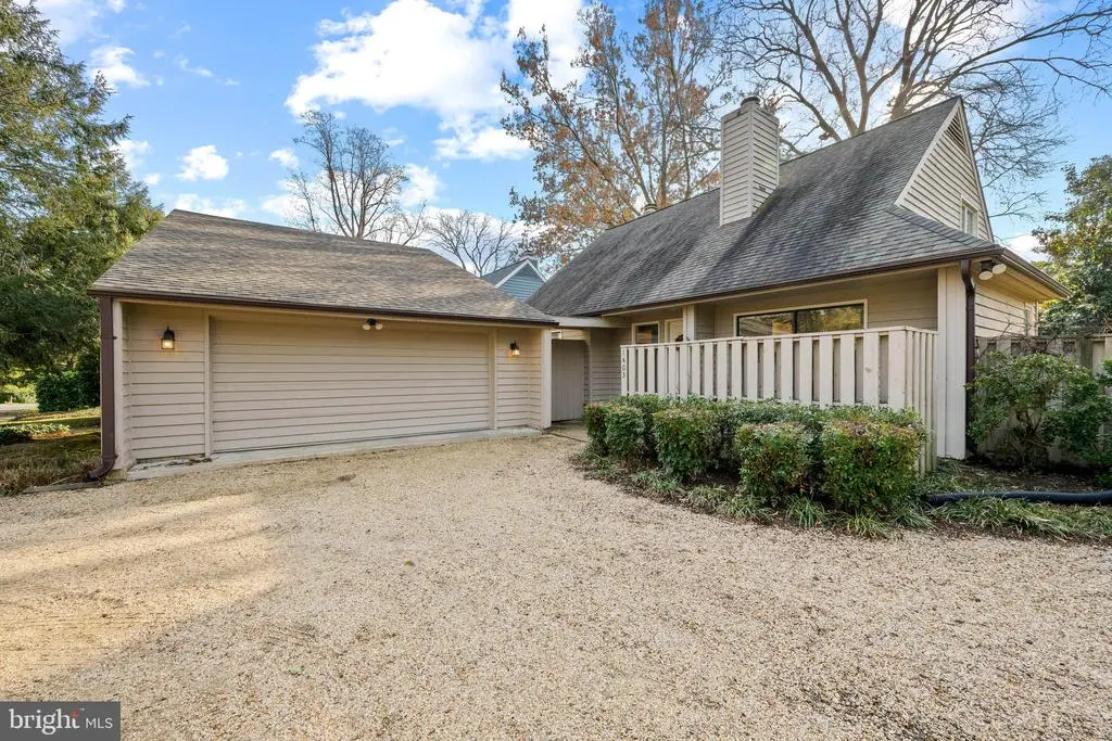 1403 Corey Ln, ANNAPOLIS