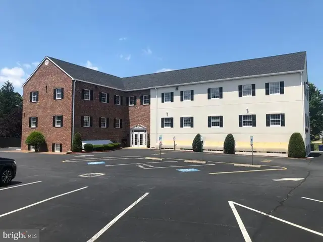 555 E Loockerman St #100, Dover