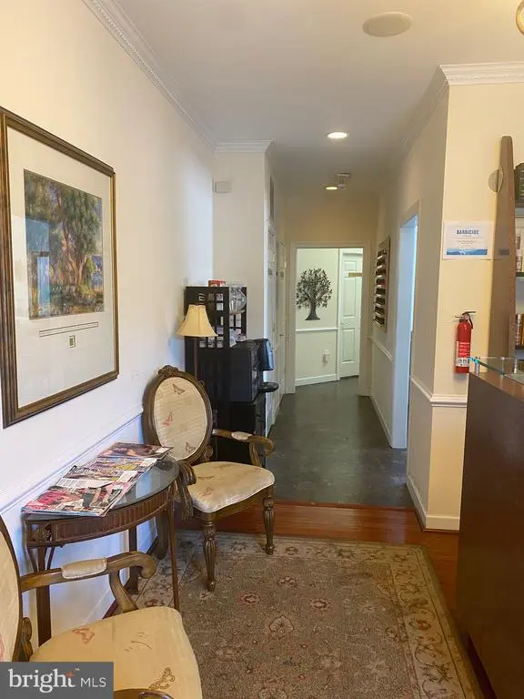 7823 Belle Point Dr, Greenbelt