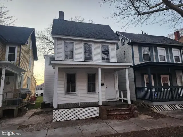 28 Governors, Dover