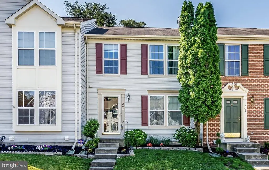 207 Foxmanor Ln, Glen Burnie