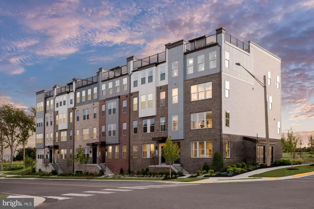 8674 Lovelace St, MANASSAS