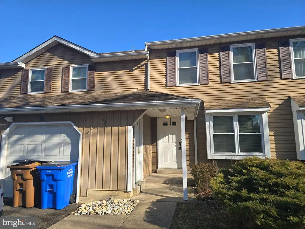 1769 N Dove Rd #a, YARDLEY