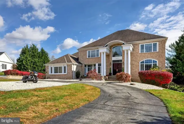 12629 High Meadow Rd, North Potomac