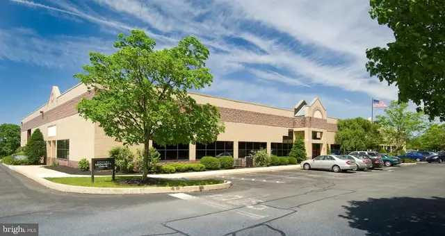 1809 Olde Homestead Ln, Lancaster