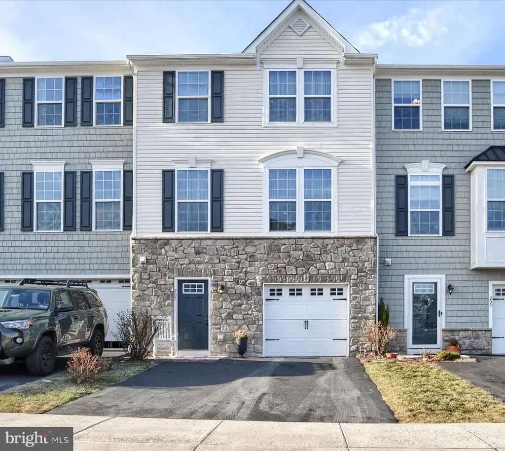 207 Laurel Ln, PERKASIE