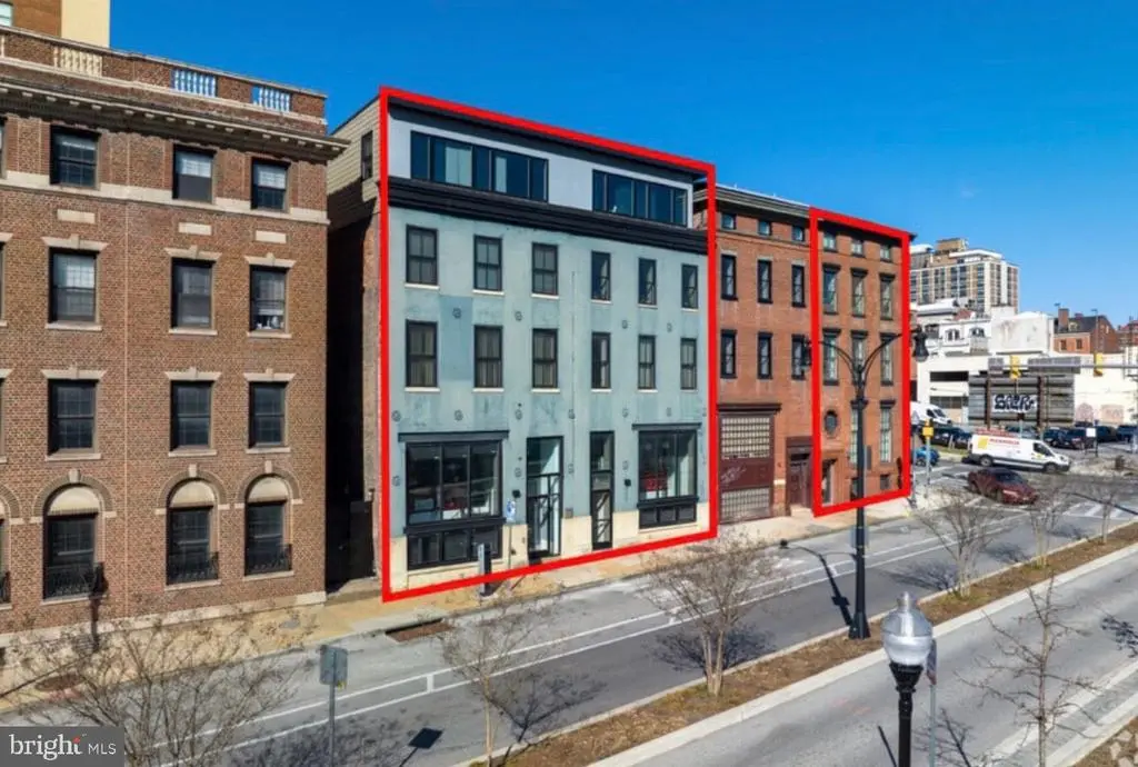 330-332, 336 Saint Paul Pl, Baltimore