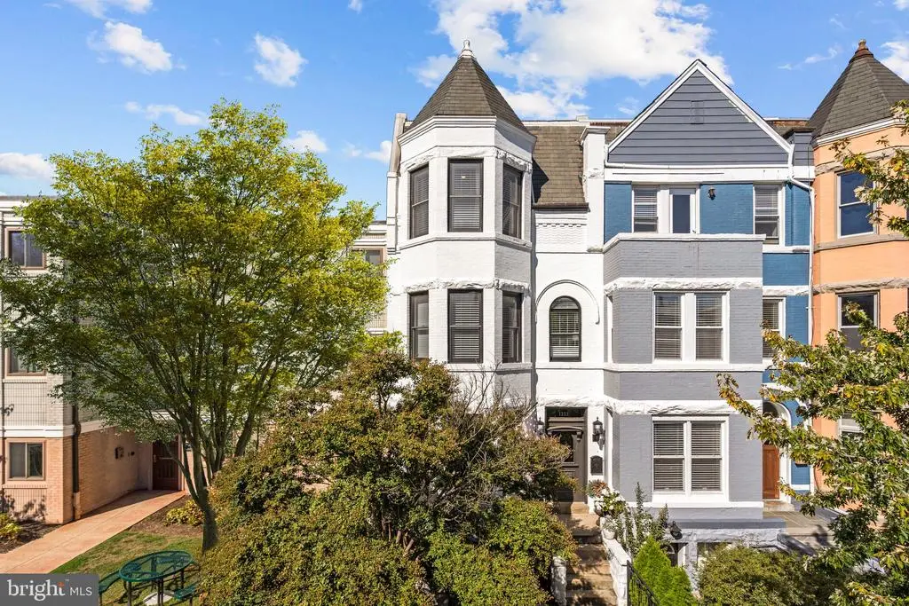 1223 Fairmont St Nw, WASHINGTON