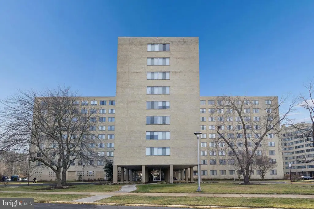 6621 Wakefield Dr #713, ALEXANDRIA