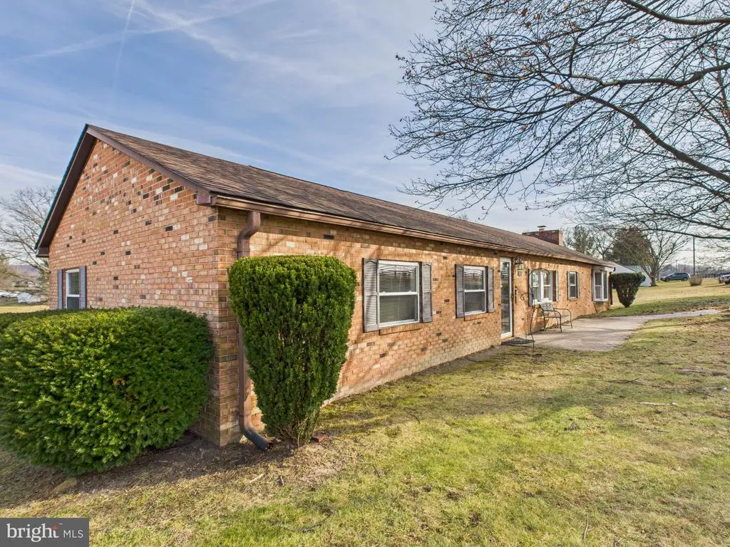 364 Bethel Grange Rd, WINCHESTER