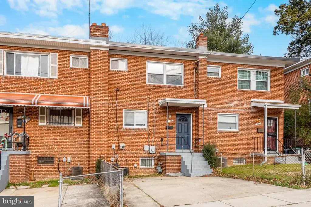 738 Neptune Ave, OXON HILL