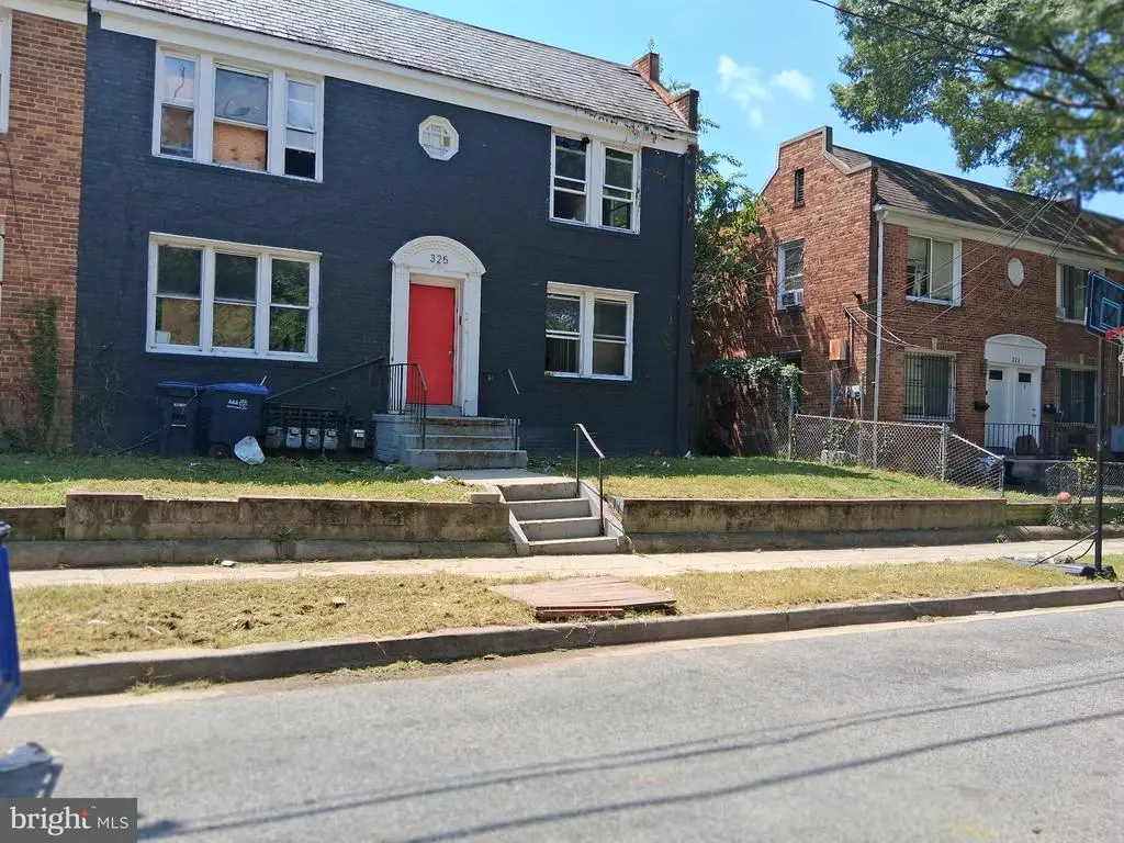 325 Parkland Pl Se, WASHINGTON