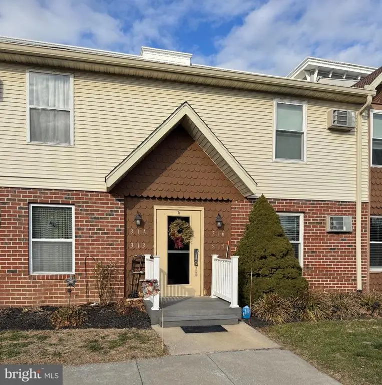 315 Walnut Court Way #15, KENNETT SQUARE