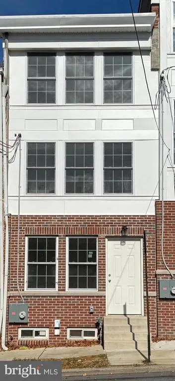 605 W 8th St, Wilmington