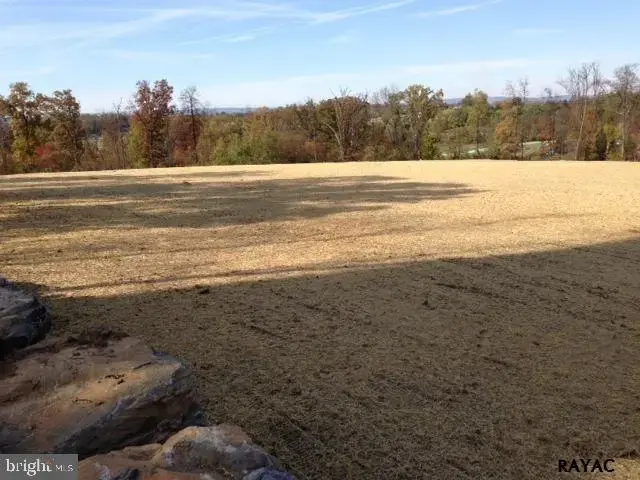 1500 Proline Pl #10, Gettysburg
