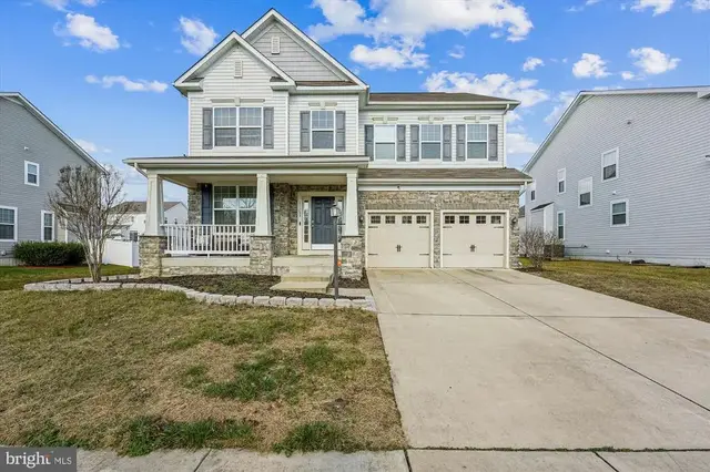11253 Saint Christopher, White Plains