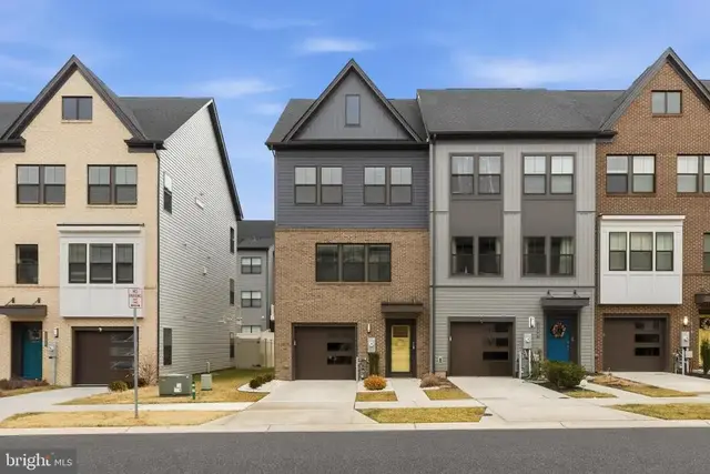 514 Levanna Ln, Glen Burnie