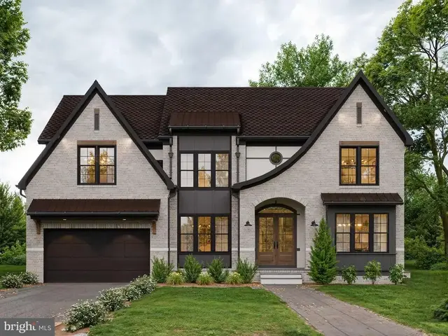 5905 Landon Ln, Bethesda