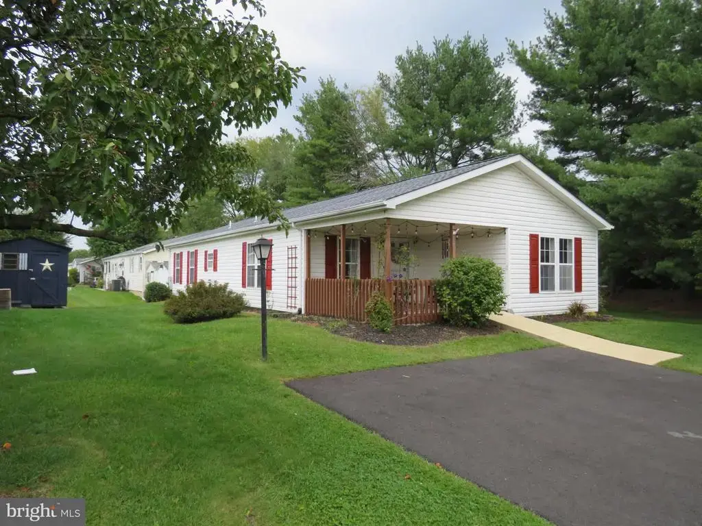 22 Wisteria Ct, NEW HOPE