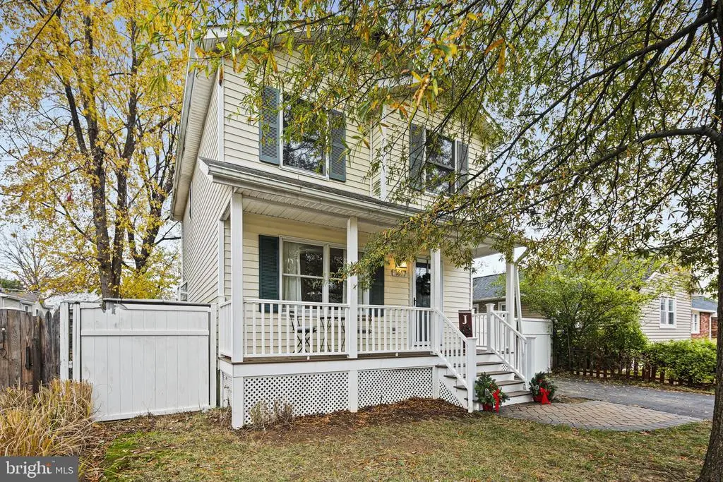 1617 Midland Rd, Edgewater