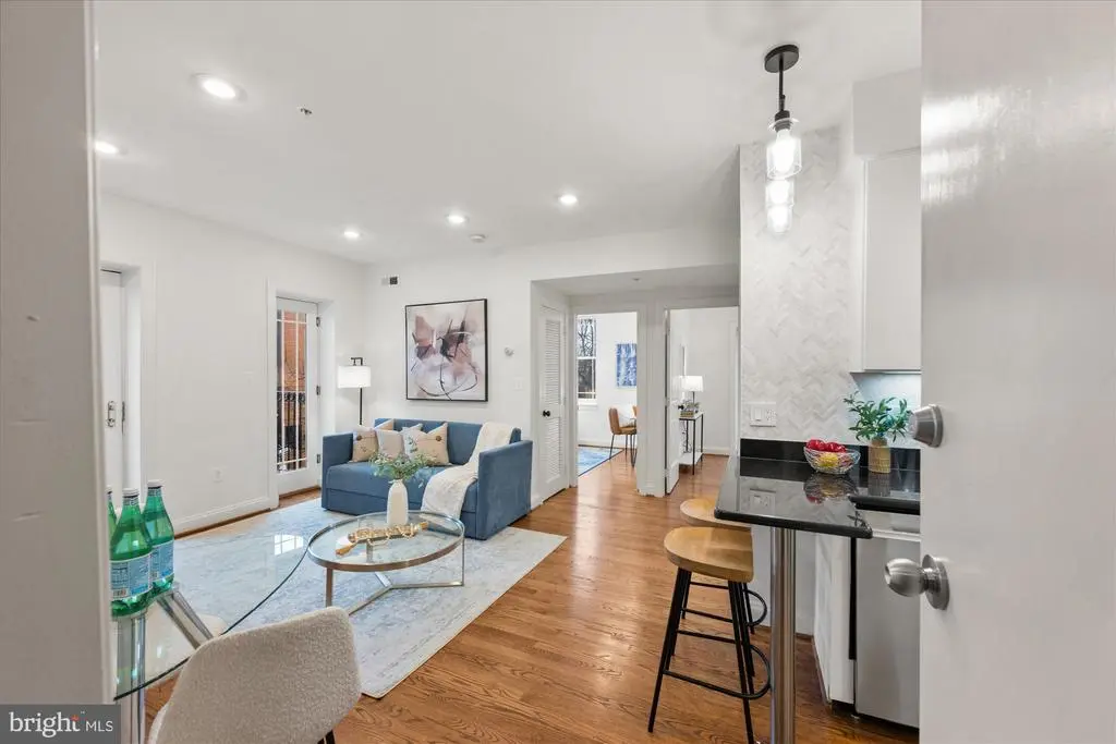 660 Morton Pl Ne #5, WASHINGTON