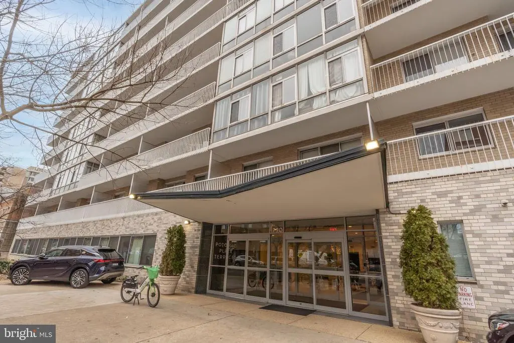 730 24th St Nw #500/501, WASHINGTON