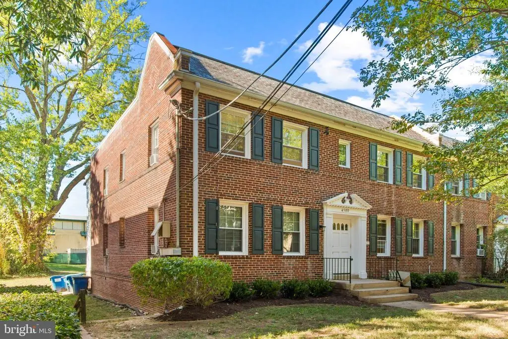 4500 Macarthur Blvd Nw, WASHINGTON