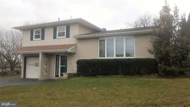 190 Darr Ave, Carlisle
