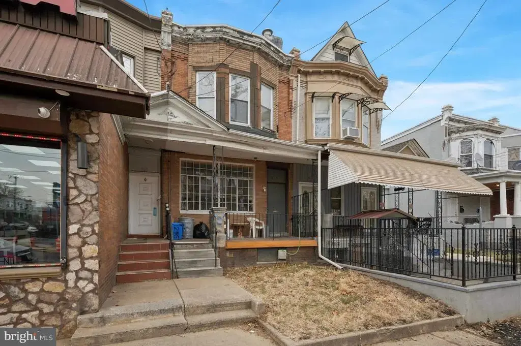 205 E Wyoming Ave, PHILADELPHIA