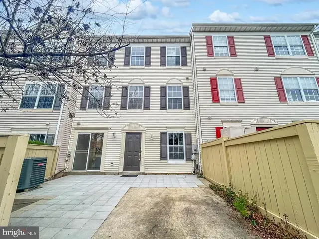 102 Crossbill Way, Frederick