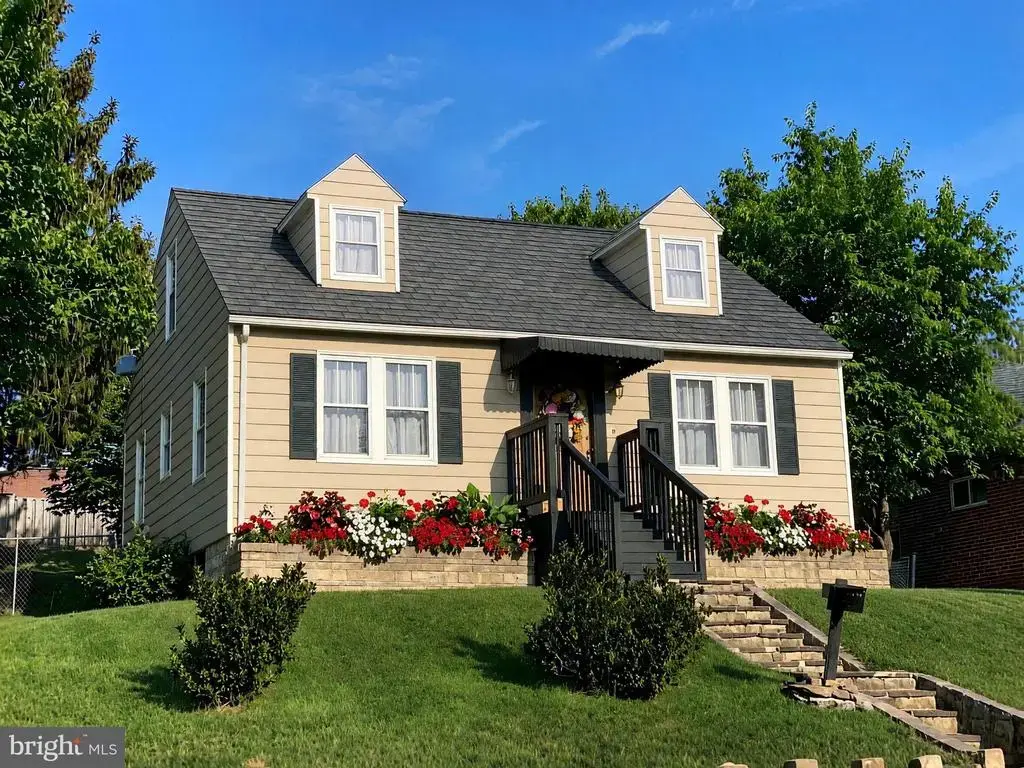 1012 Kent Ave, CUMBERLAND