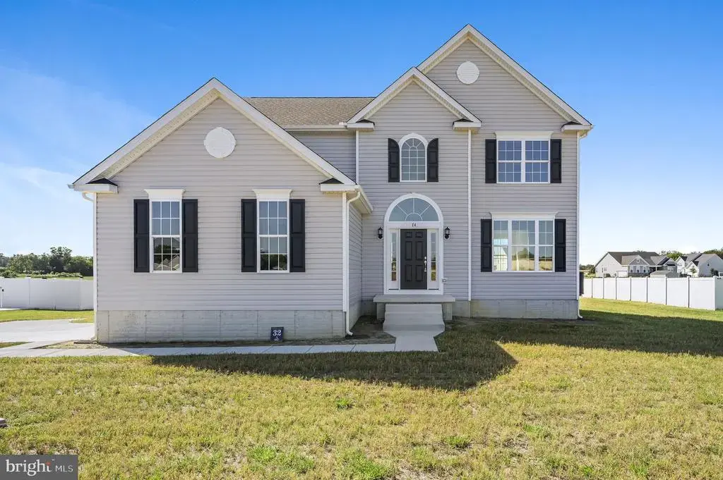 74 Julianna Dr, GREENWOOD