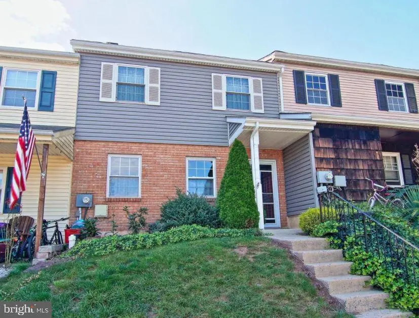 214 Lexington Rd, SCHWENKSVILLE