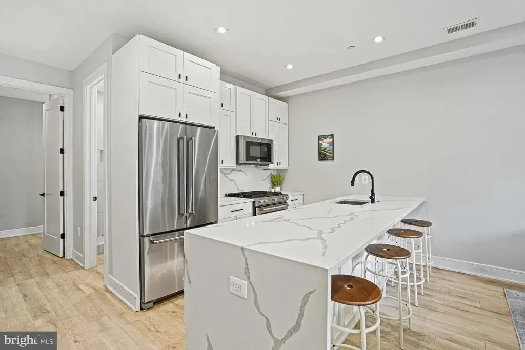 725 Euclid St Nw #1, WASHINGTON