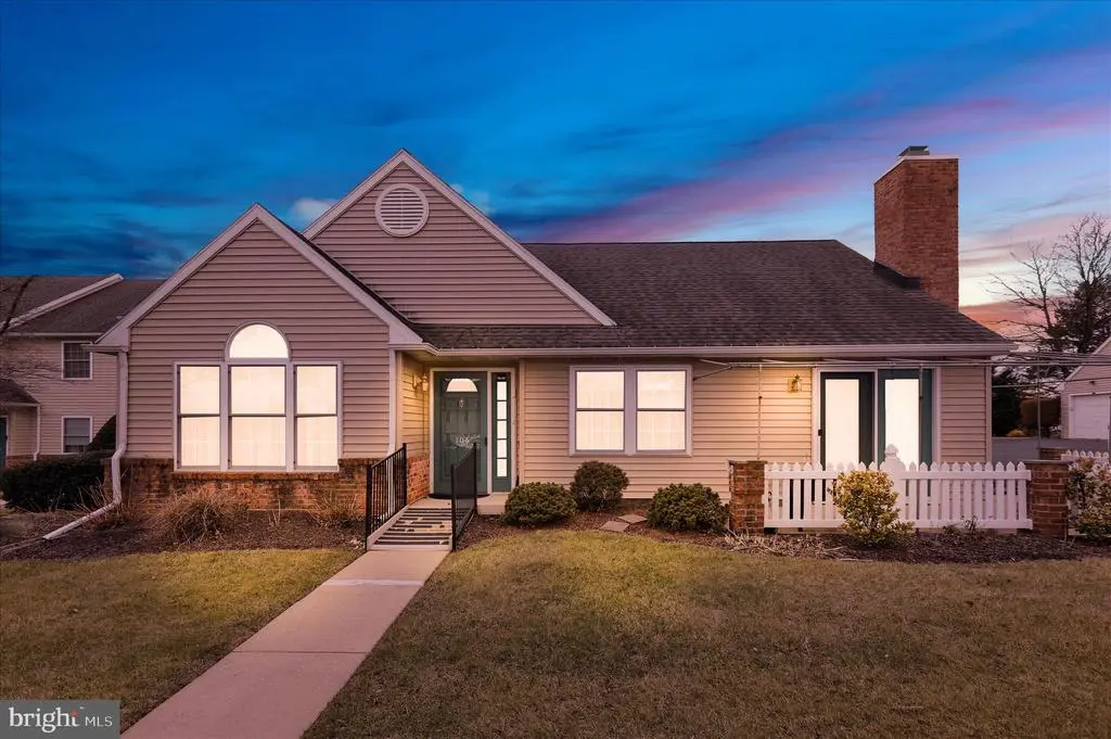 106 Heather, READING