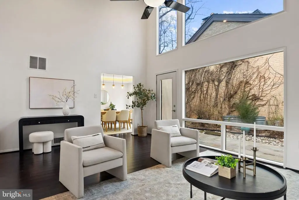 6305 Contention Ct, Bethesda