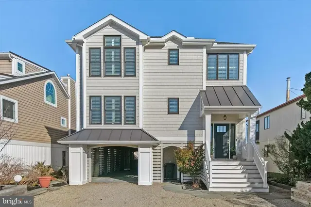 7 W Essex St, Fenwick Island