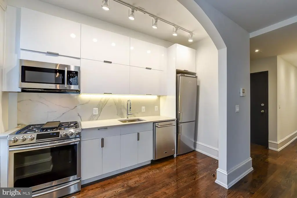 501 Seward Sq Se #6, Washington