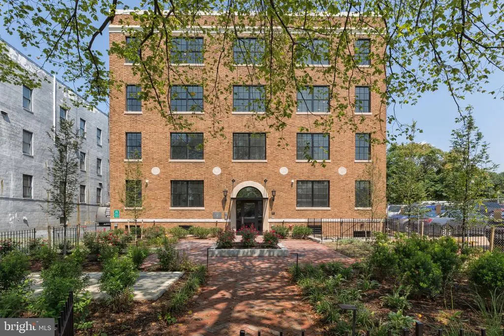 816 Potomac Ave Se #206, WASHINGTON