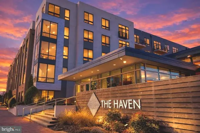 145 Riverhaven Dr #541, Oxon Hill