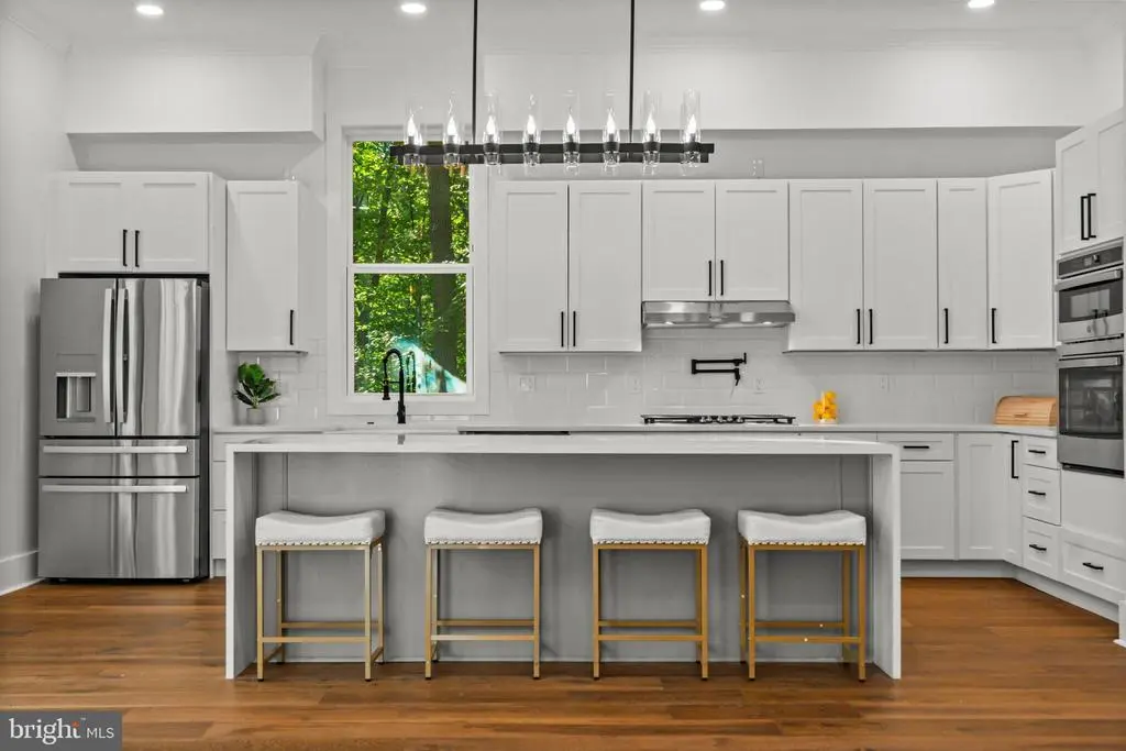 414 Waterford Rd, SILVER SPRING