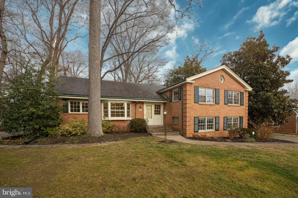 4010 Van Buren St, Hyattsville