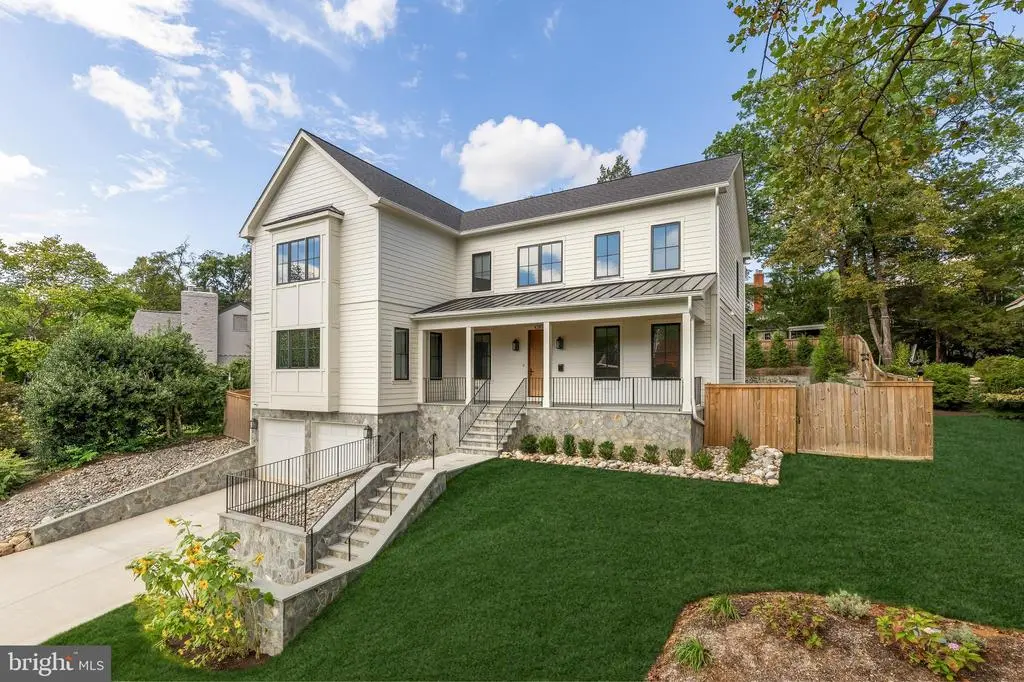 4283 38th St N, ARLINGTON