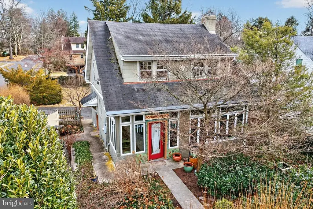 400 W Court St, DOYLESTOWN