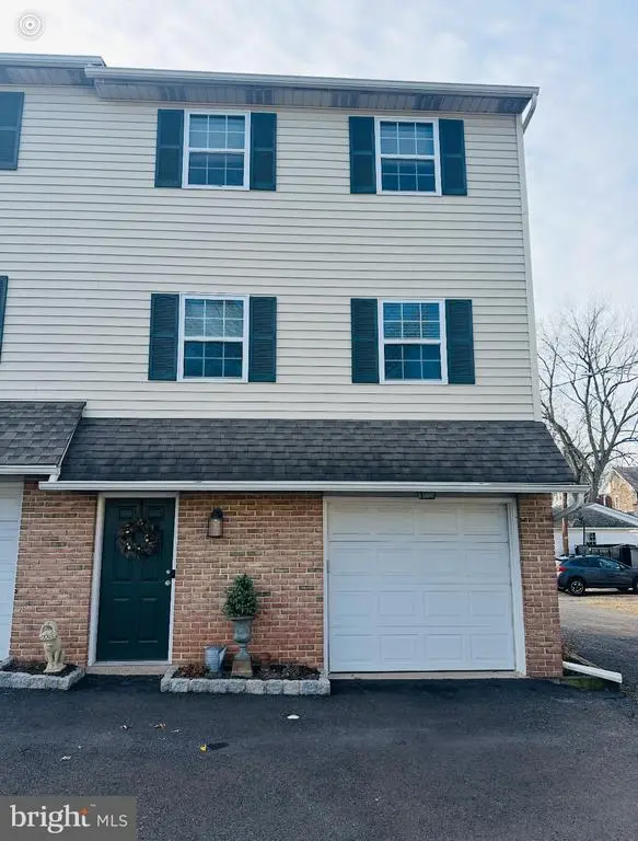 126 N Station St, TELFORD