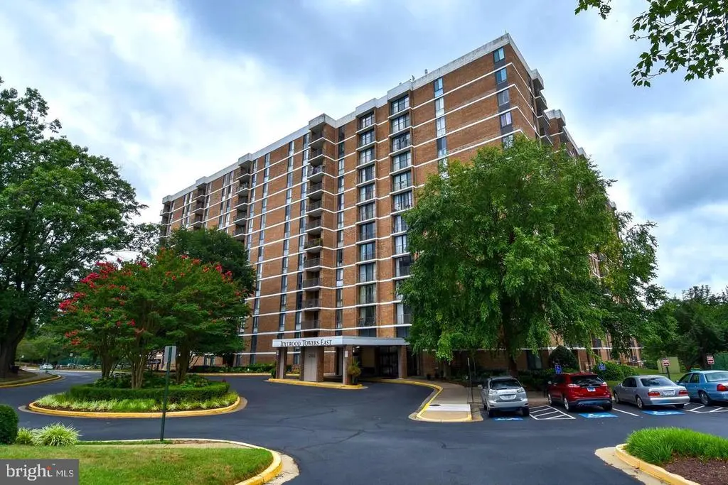 2311 Pimmit Dr #105, FALLS CHURCH
