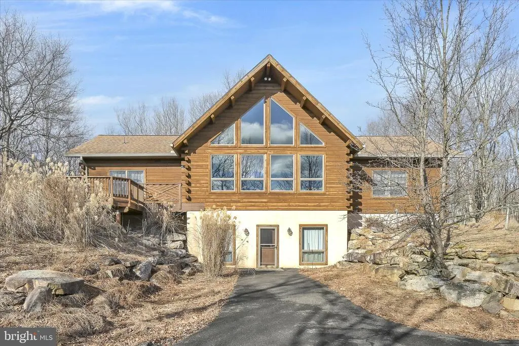 14 E Point Rd, Albrightsville